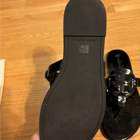 tory burch sandals - Picture 4 of 6